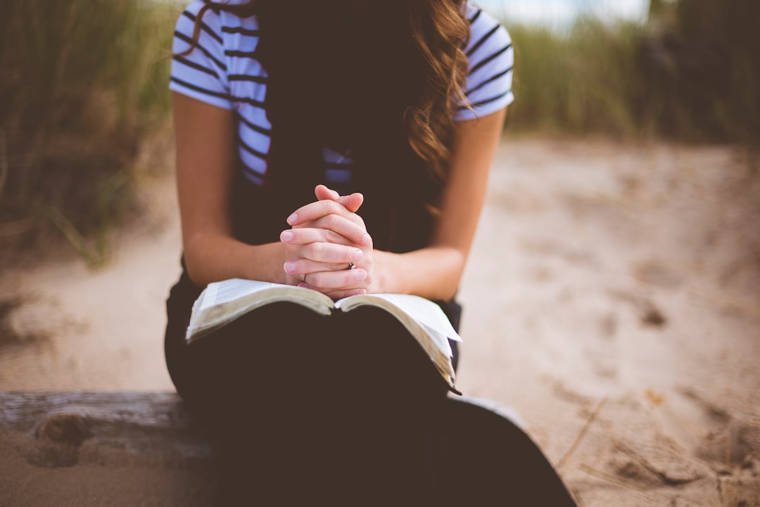 You are currently viewing Finding Faith: Spiritual Growth in Recovery